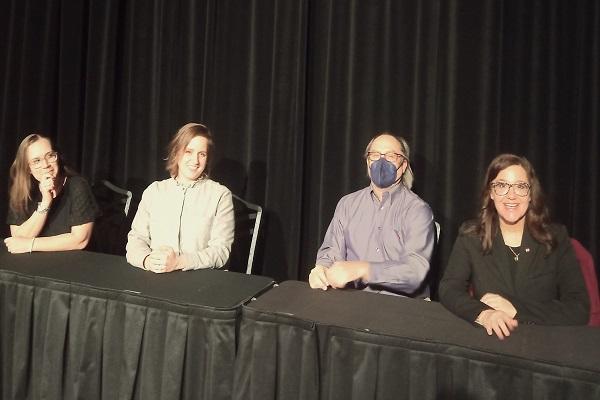 Office of Distance Education Team at Presentation Tables